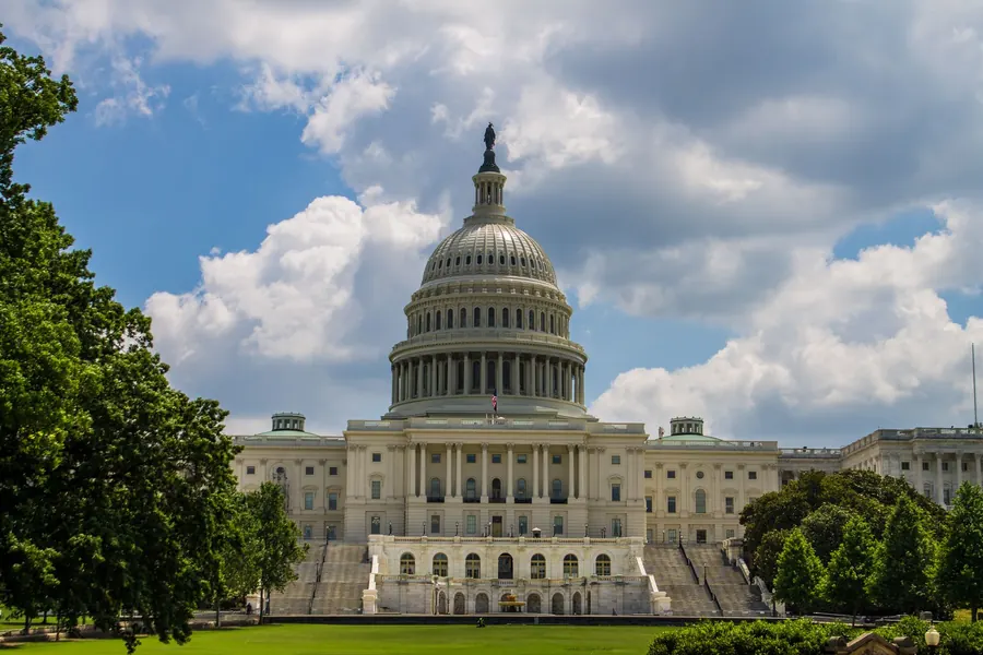 Committee Advances Bipartisan Broadband Bill
