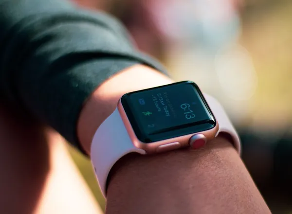 Smartwatches Add Sleep Coaching to Everyday Features