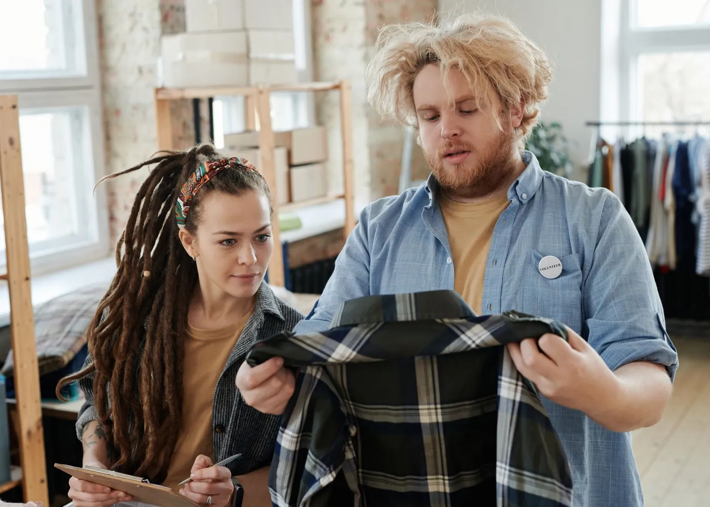 Shoppers Return to Stores as Retail Spending Beats Forecasts