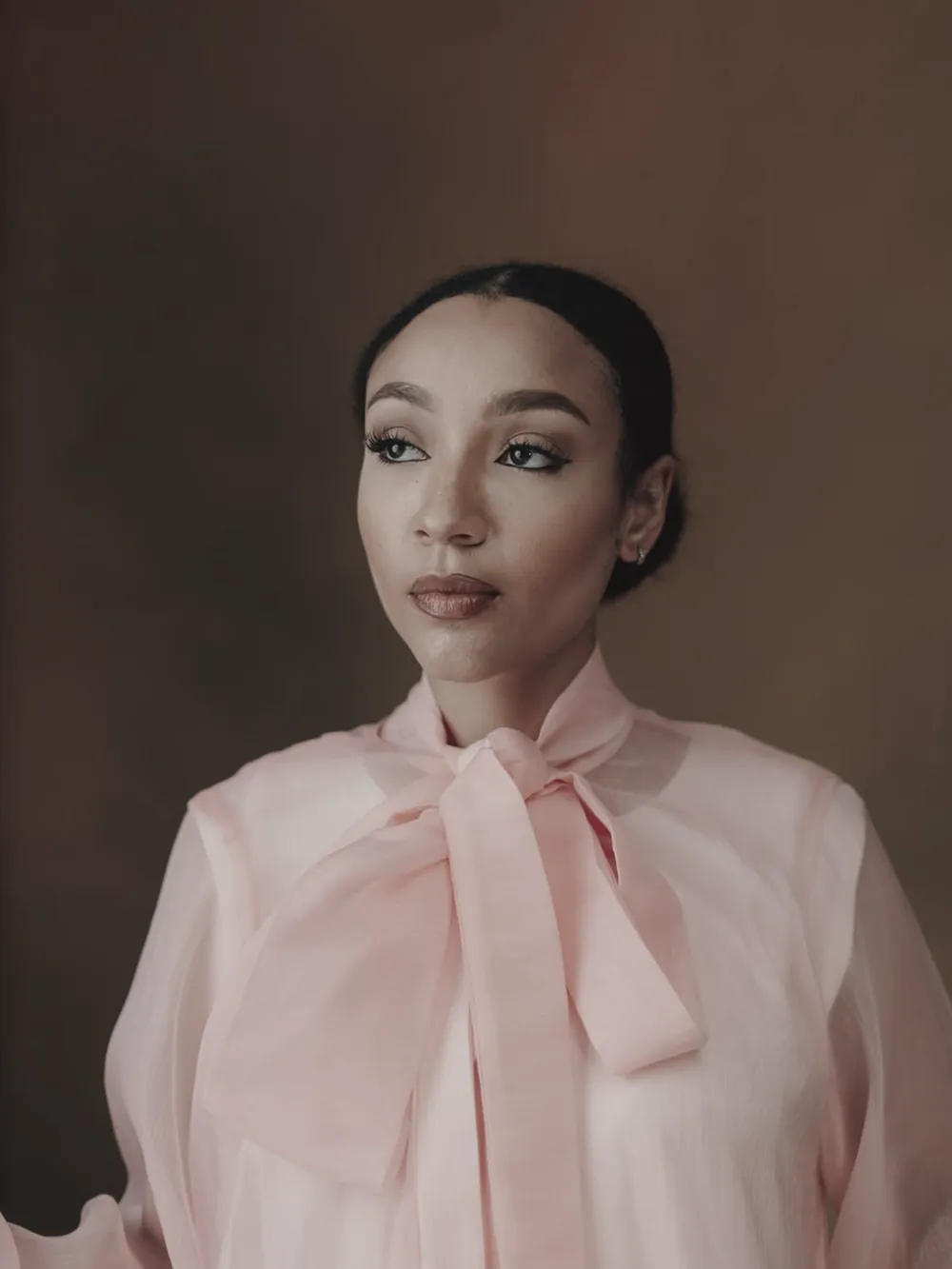 Silk Crêpe Pussy-Bow Blouse