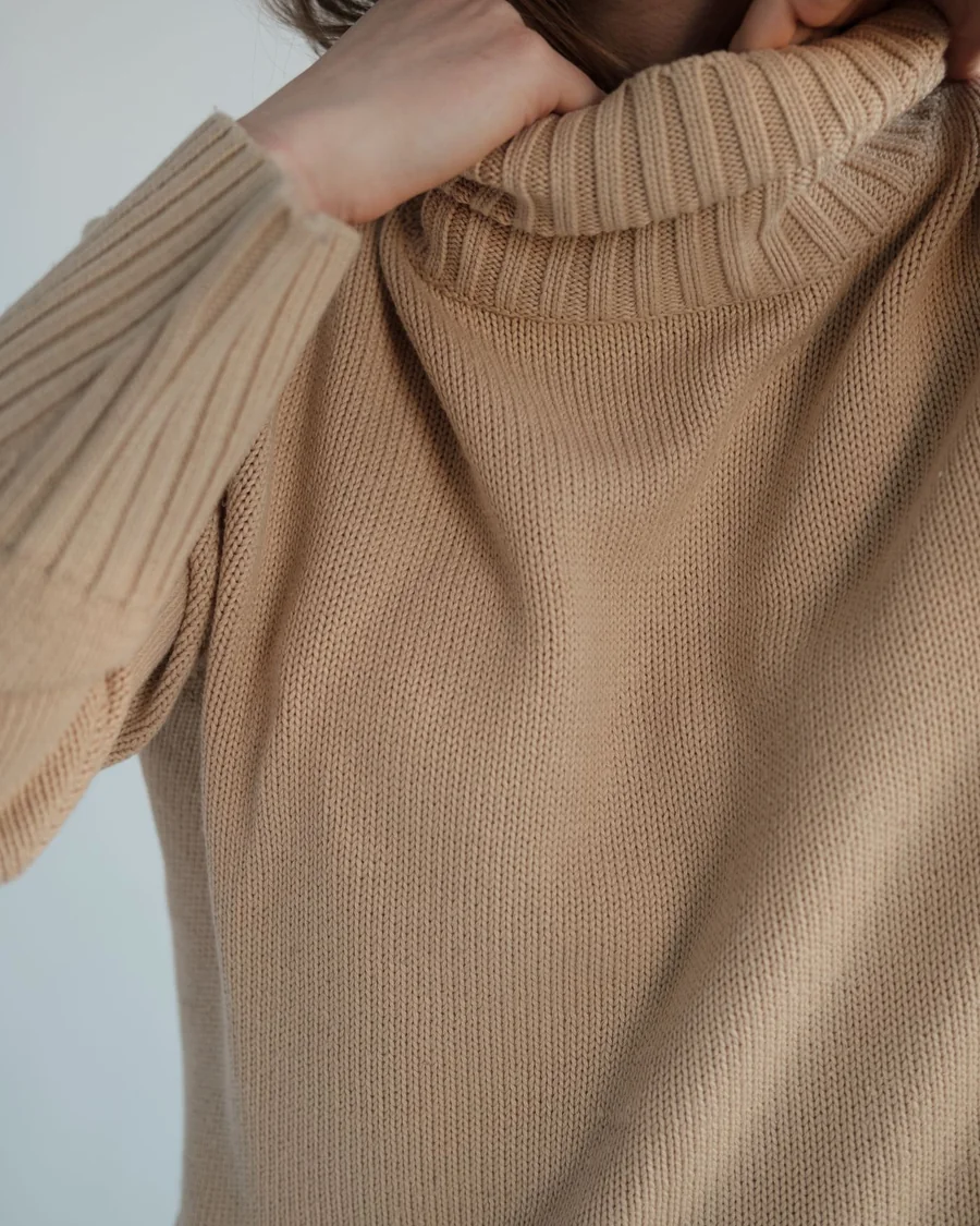 Camel cashmere yarn seen up close