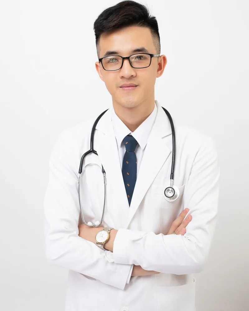 Dr. Ishaan Verma, Endodontist