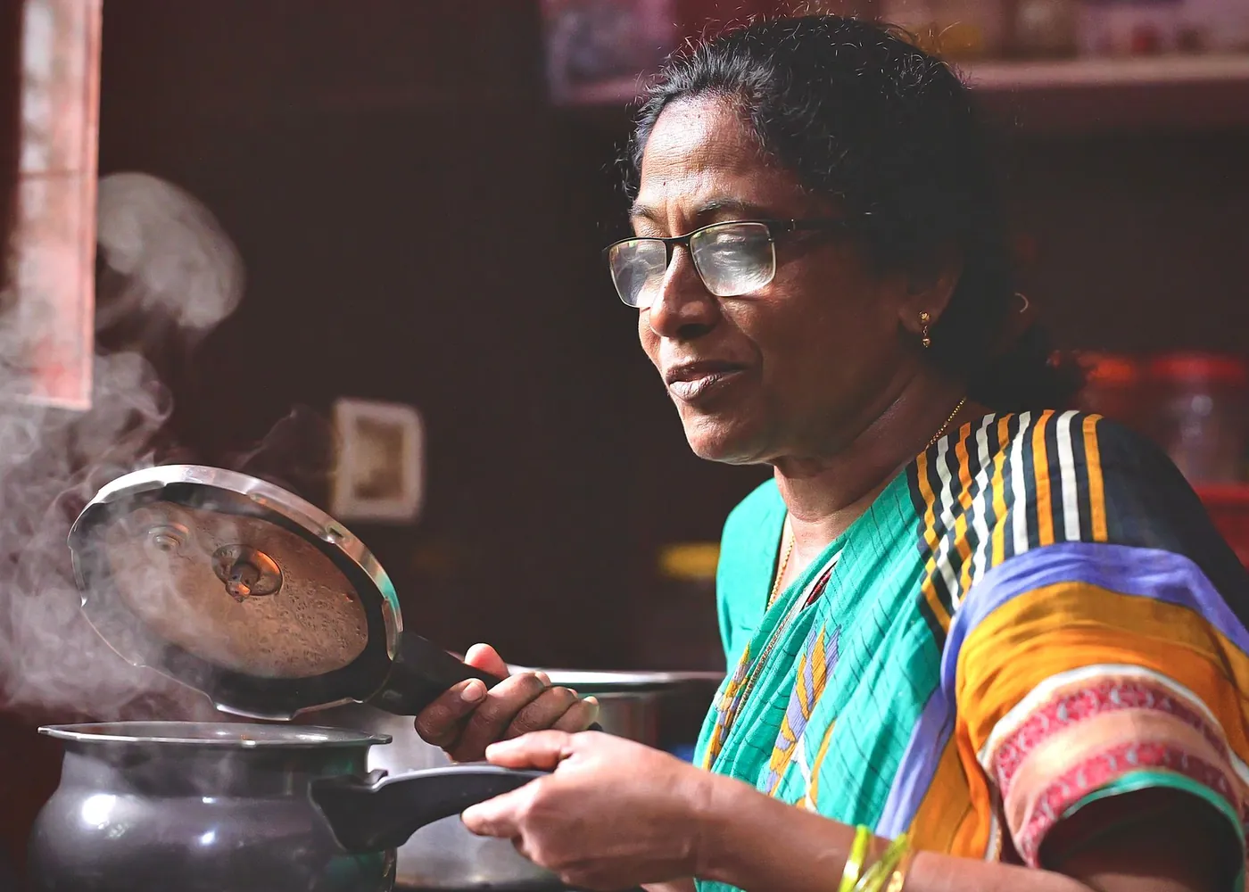 A cook preparing the day's meals in the Dabbo kitchen