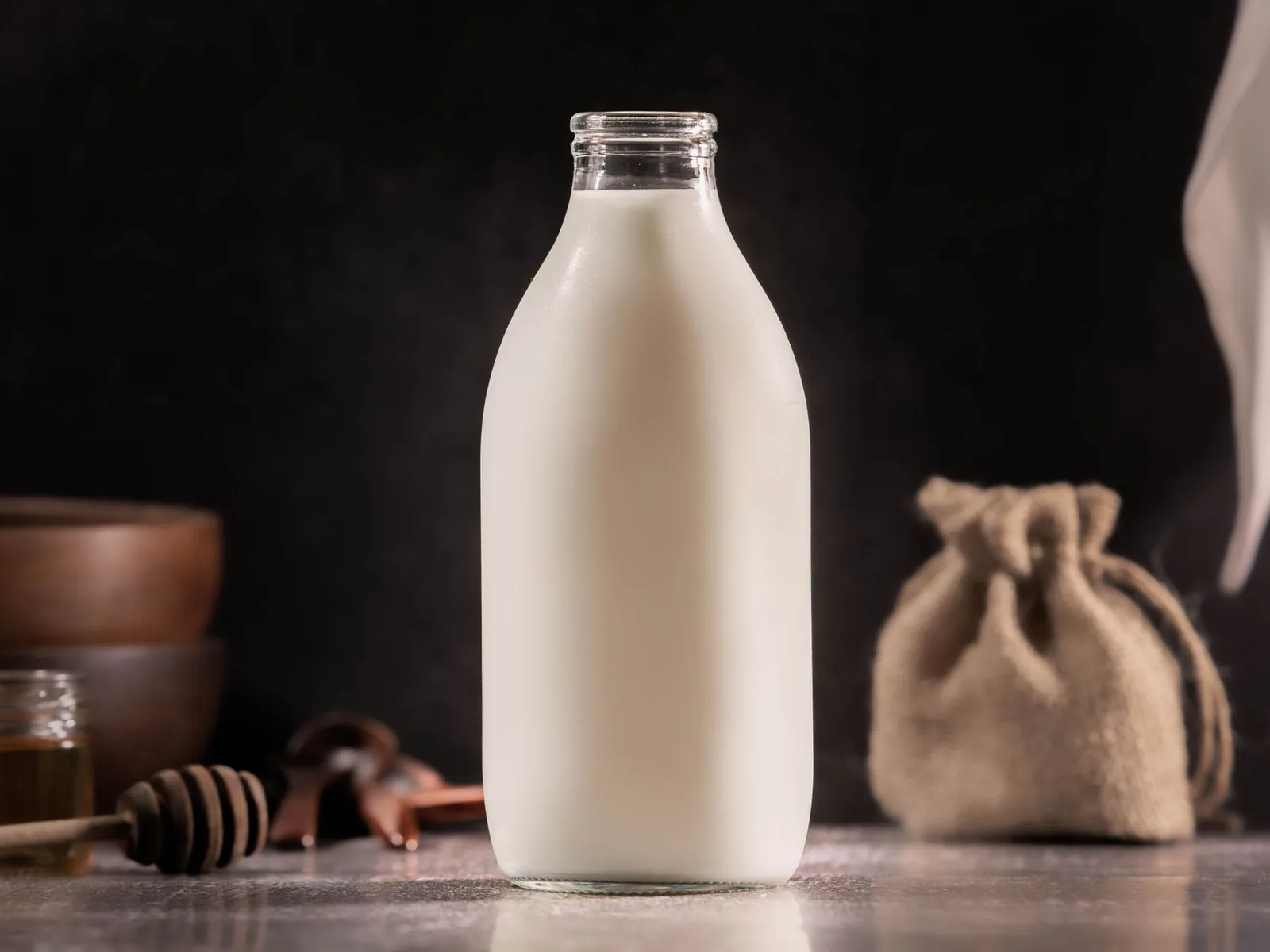 A2 Gir Cow Milk 500 ml (glass bottle)