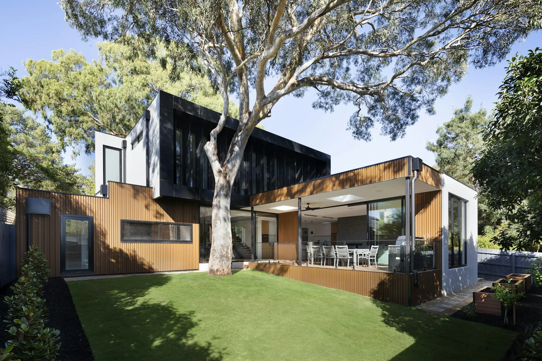 The Box House, photo 2