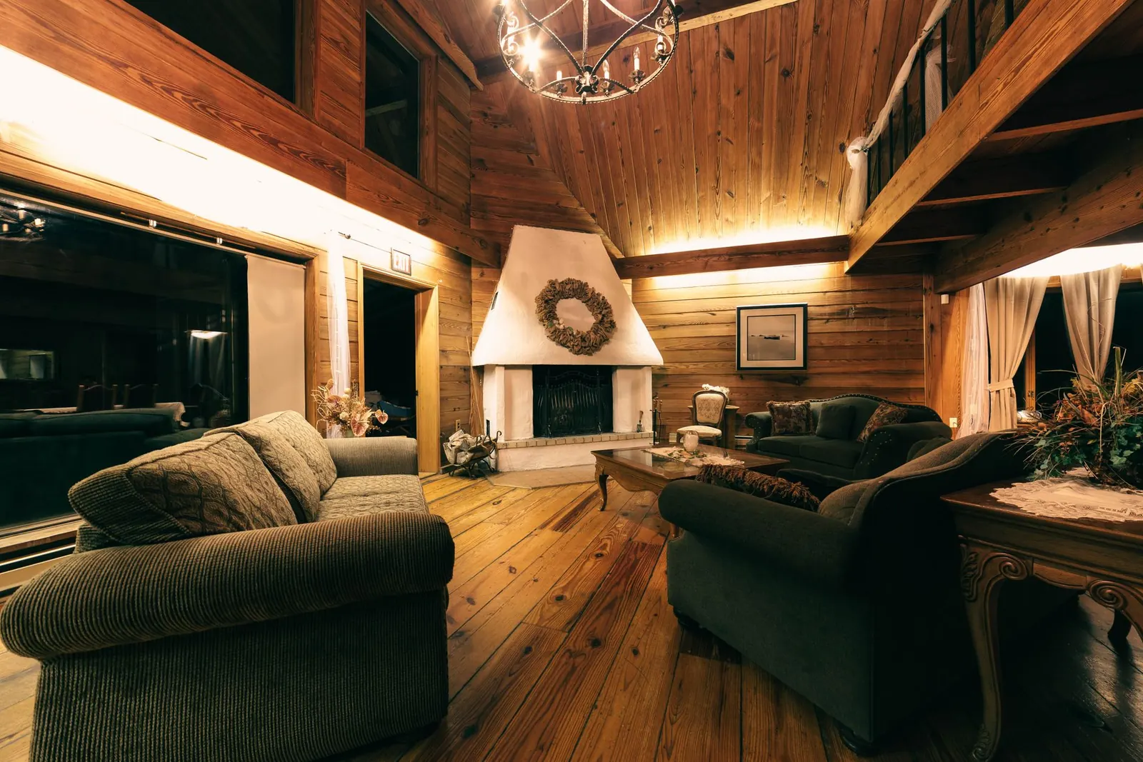 Lounge and fireplace