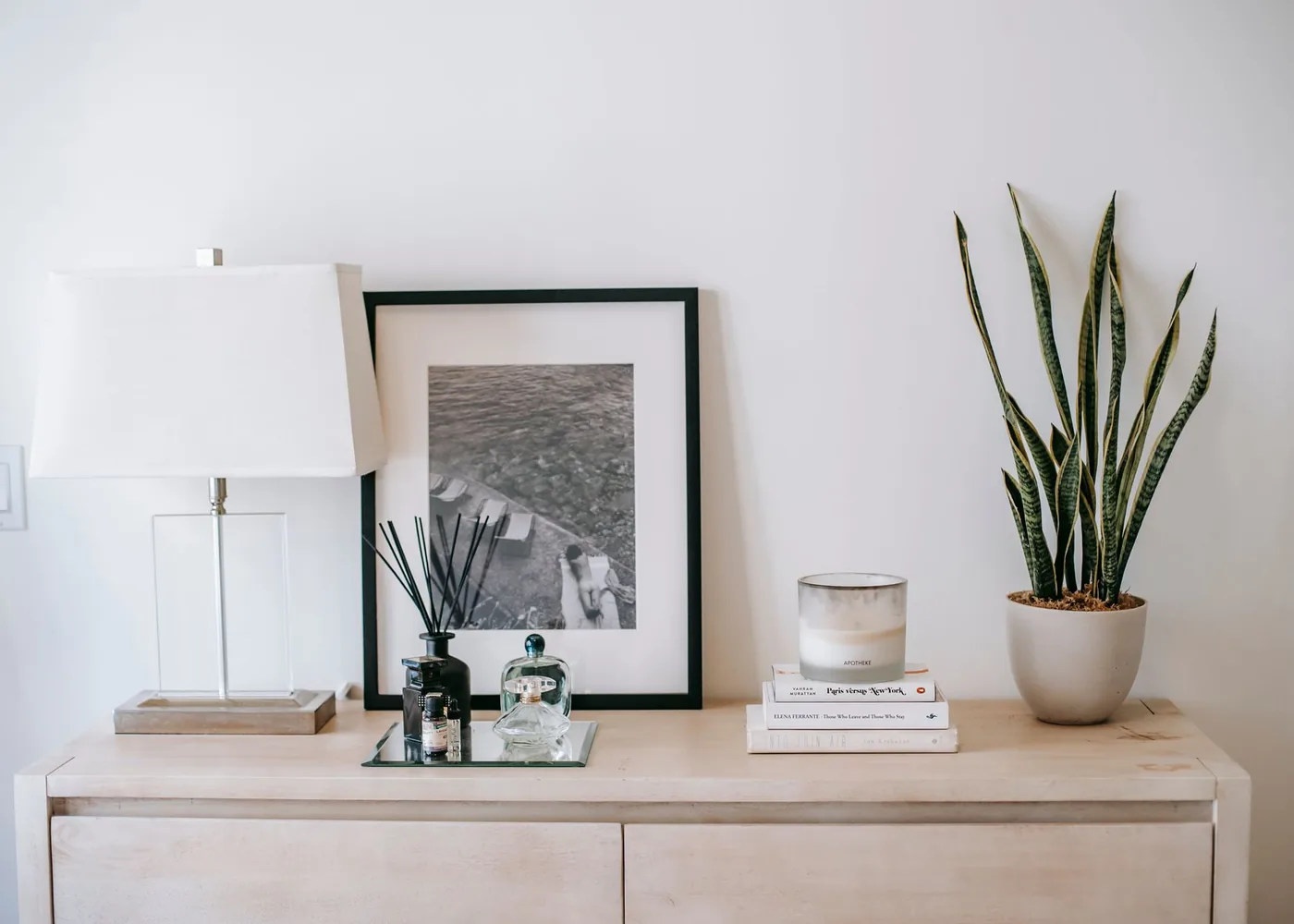 Calm Dresser