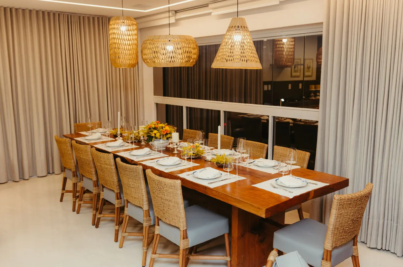 The long table