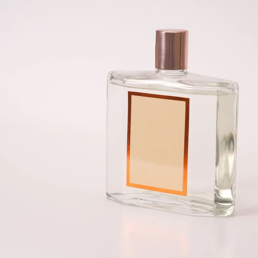Amber Oud Eau de Parfum