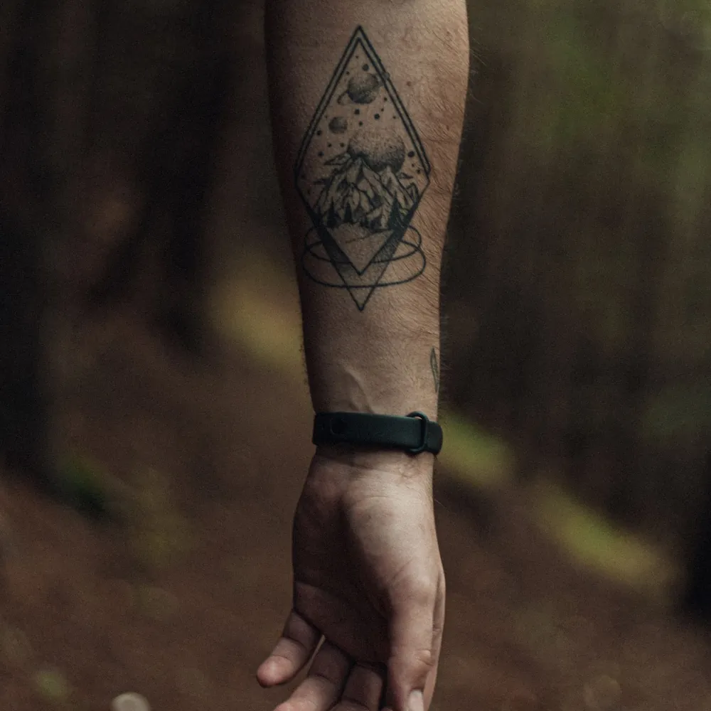 Geometric tattoo example