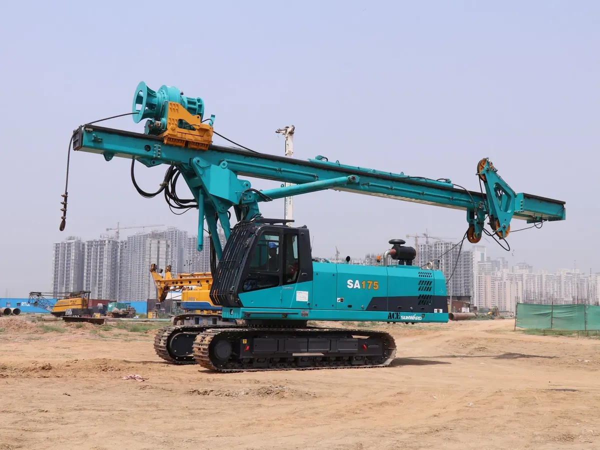 Hydraulic piling rig