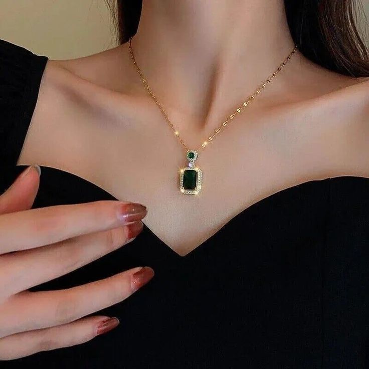 Imperial Green Pendant  Made 925 sterling silver