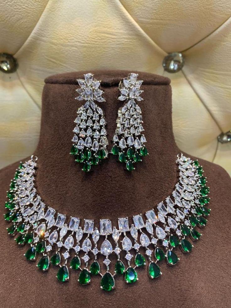 Luxury Emerald Drop Statement Necklace & Earring Set Made 925 Sterling Silver